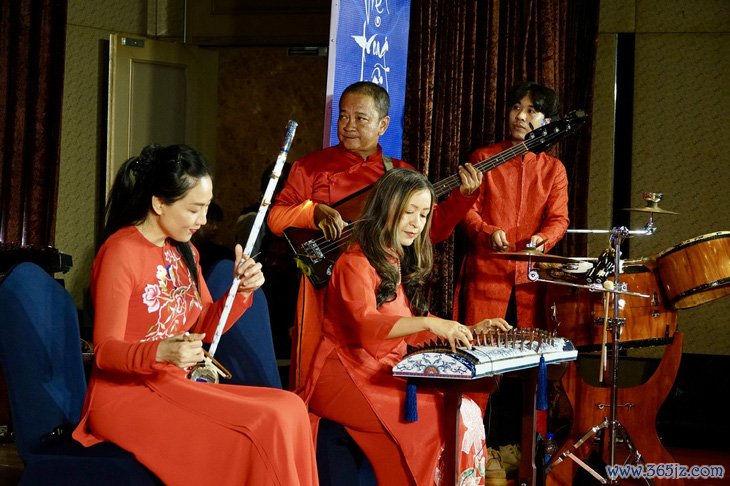 Hải Phượng， Tăng Thành Nam chơi đàn tranh， đàn violin bằng sứ - Ảnh 3.